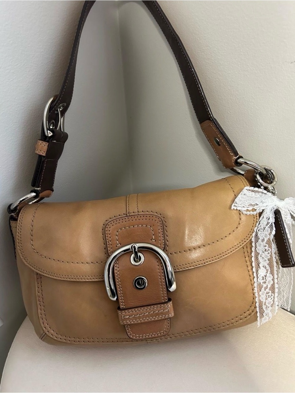 Vintage Coach Tan Leather Soho
